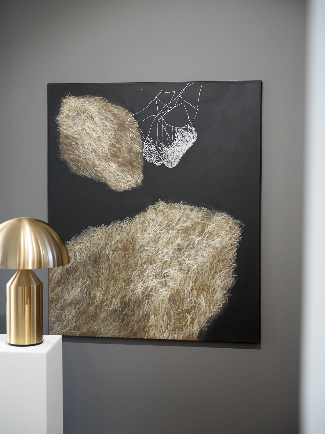 Mikronatur III von Harald Gnade, 2023, Acryl und Öl-Aluminium auf Leinwand, 120 x 100 cm, abstrakte Naturkomposition auf dunklem Hintergrund