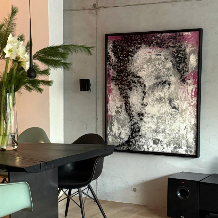 Werk von Thorsten Poersch im Interior bei Gabriele Schlicht, zeitgenössische Kunst im privaten Wohnraum und Interior Konzept 